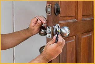 Saugus Locksmith Store Saugus, MA 781-313-3408 - 3-residential-lock-change